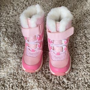 Carters Snow Boots (pink)